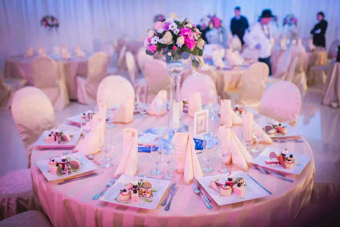 Masa aranjata ballroom